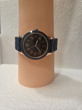 Fmd Navy Blue Men's Analog Watch - Unbranded